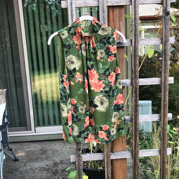 Shirt - Picture 1 of 12